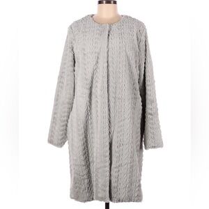 Fever Fuzzy Faux Fur Coat Women's Medium Light‎ Gray Button Neck Closure Lined